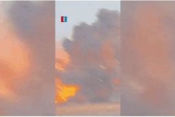 Xuất hiện nhiều vụ nổ lớn gần 'trung tâm hạt nhân' của Iran