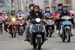 Không có bằng lái xe máy bị phạt bao nhiêu năm 2026?