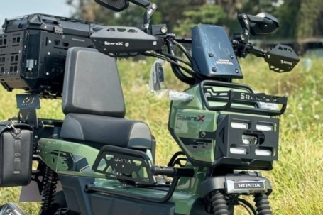 Xe tay ga Honda Square X125 thiết kế dị kiểu hộp vuông, giá đắt gần 100 triệu