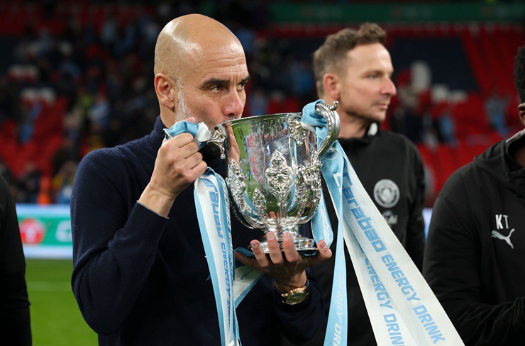 Pep Guardiola vừa bổ sung chức vô địch League Cup vào bộ sưu tập danh hiệu đồ sộ của mình