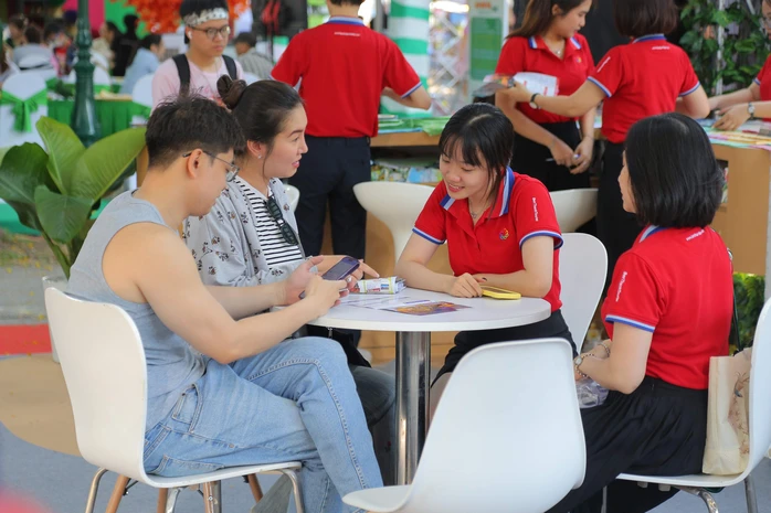 Các doanh nghiệp nỗ lực ưu đãi giảm giá, khuyến mại để kích cầu du lịch tại Ngày hội Du lịch TPHCM trong bối cảnh giá xăng dầu ở mức cao