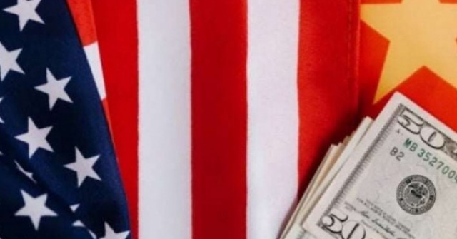 Tỷ giá USD/VND hôm nay 2/4: Ngân hàng tăng giá bán, thị trường chợ đen diễn biến lạ