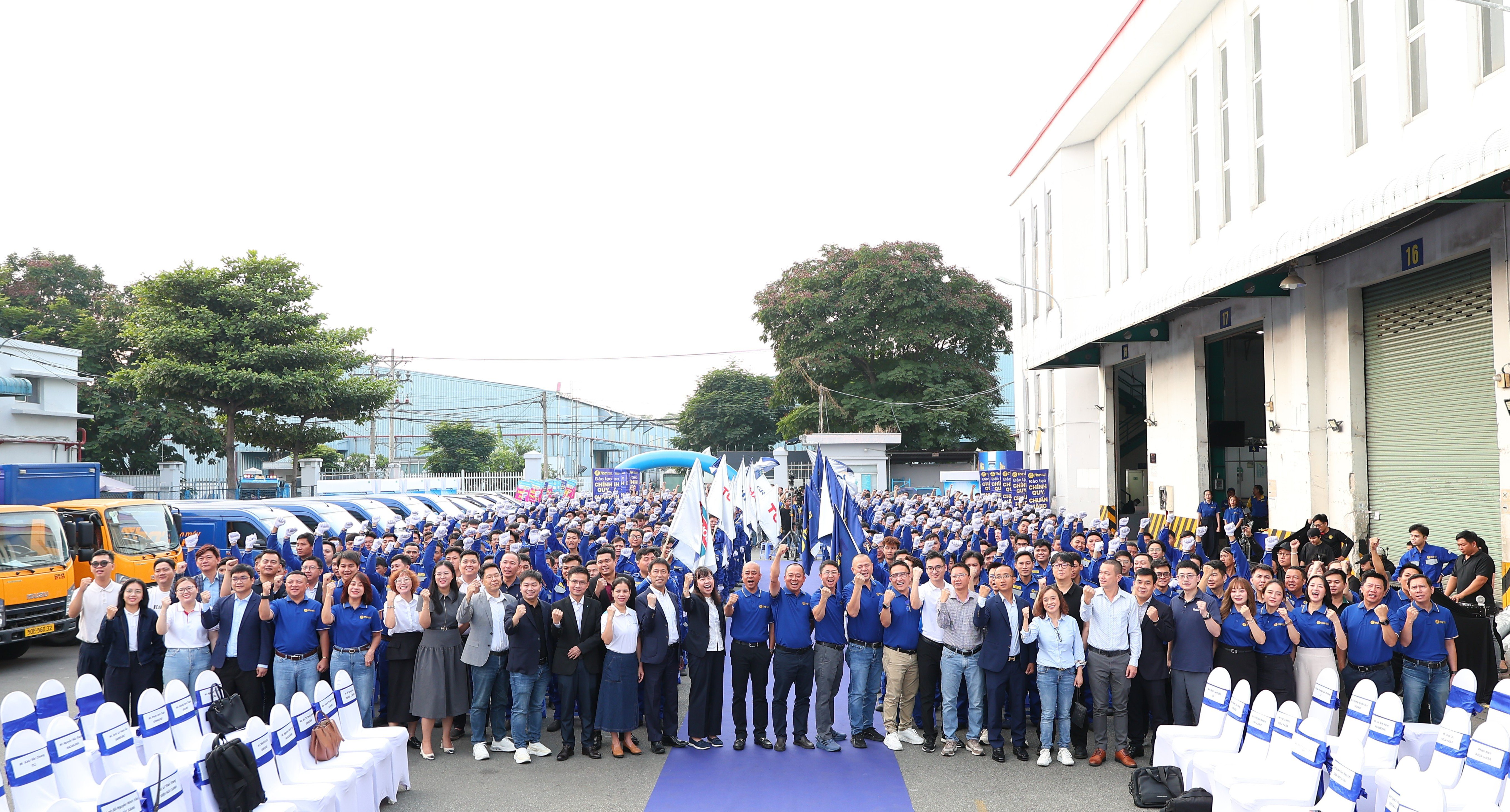 Sự đồng hành của các đối tác lớn là bảo chứng cho năng lực và tay nghề của đội ngũ thợ Điện máy XANH trong việc nâng tầm chất lượng sống cho mọi gia đình