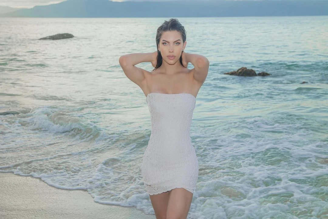 Gretha Matiauda có vóc dáng thon gọn, quyến rũ. Cô có trang cá nhân với hơn 224.000 người theo dõi. Trên mạng xã hội, Gretha Matiauda thường đăng tải những hình ảnh khoe vóc dáng sexy, nhận được nhiều lời khen ngợi.