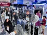 Điện lạnh ‘cháy hàng’ mùa nắng nóng, dân TPHCM xuống tiền mua gì?