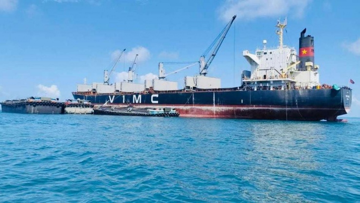 Tàu biển của Tổng công ty VIMC.