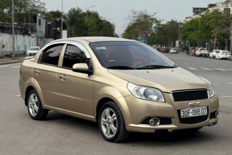 Chevrolet Aveo LTZ sử dụng động cơ 1.4L kết hợp với hộp số tự động 4 cấp. Ảnh: Auto 689