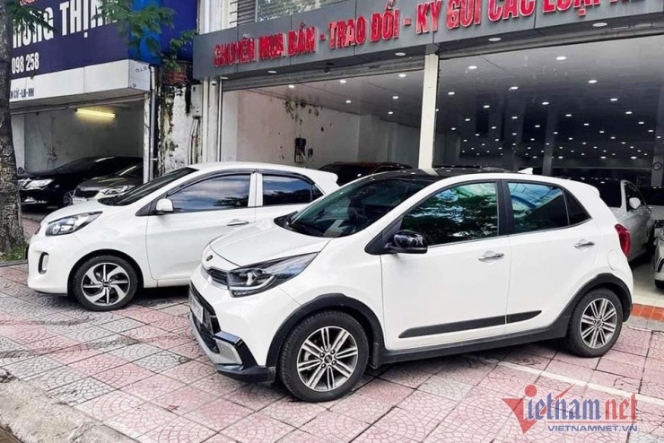 Tại thị trường ô tô đã qua sử dụng, xe số tự động cũng được ưa chuộng và giá bán cao hơn so với số sàn.