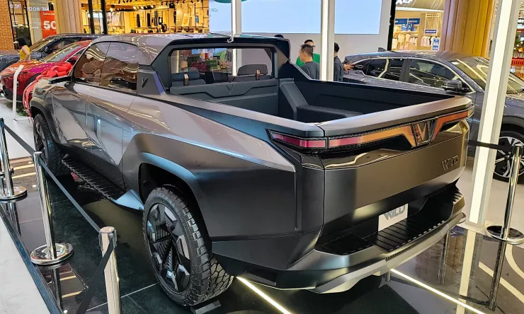 VinFast bán xe bán tải vào cuối 2026 - 4