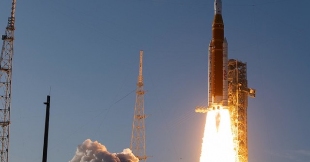 Điều gì khiến sứ mệnh Artemis II trở nên quan trọng