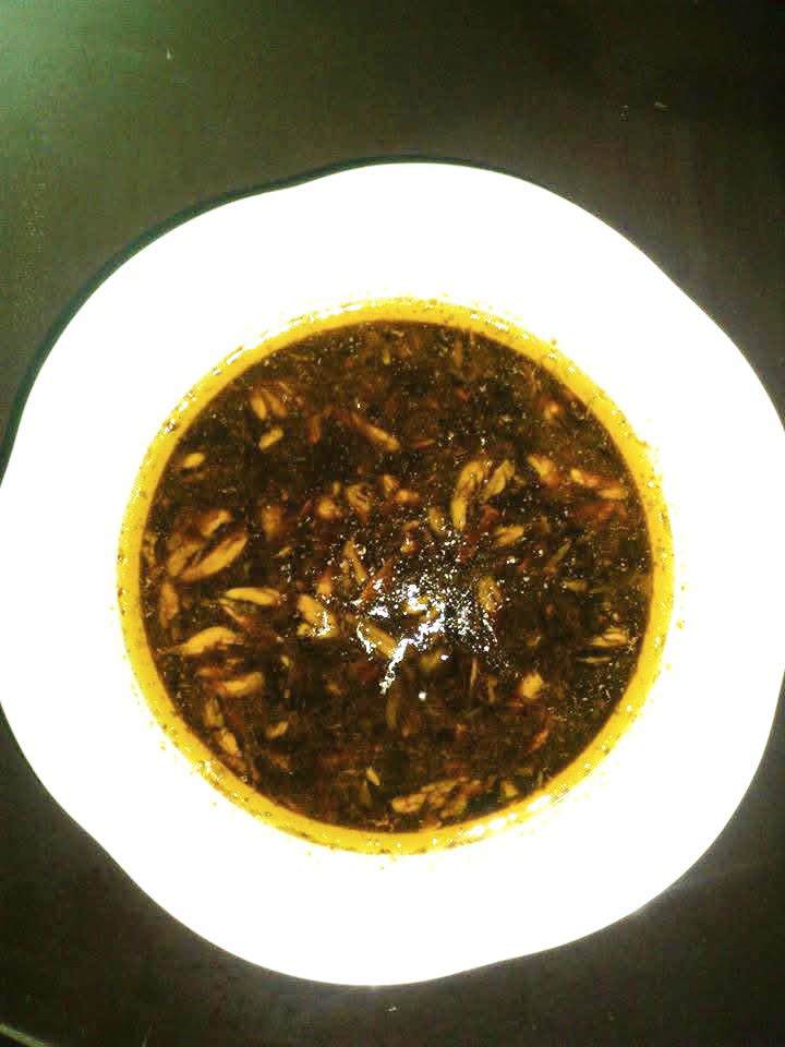 Nước chan đủ vị mặn ngọt thơm béo