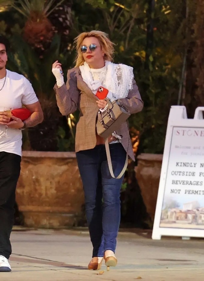 Ca sĩ Britney Spears. Ảnh: Backgrid