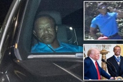 Video chấn động: Tiger Woods "cầu cứu" Tổng thống Trump vẫn bị còng tay, trùm đầu