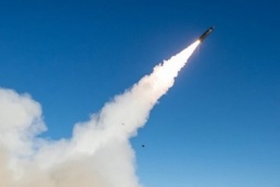 Những vũ khí mới Mỹ tấn công Iran được nâng cấp từ chính vũ khí nổi tiếng của Tehran