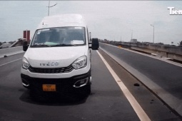 Liên tiếp tai nạn, cao tốc TPHCM – Trung Lương ùn tắc nghiêm trọng