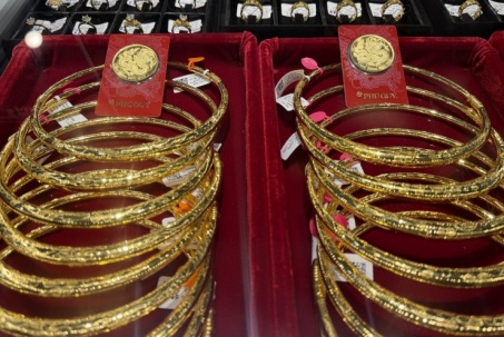 Giá vàng bật tăng