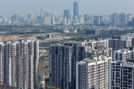 Cuộc đua bán nhà đắt tiền 'ngày càng khốc liệt'