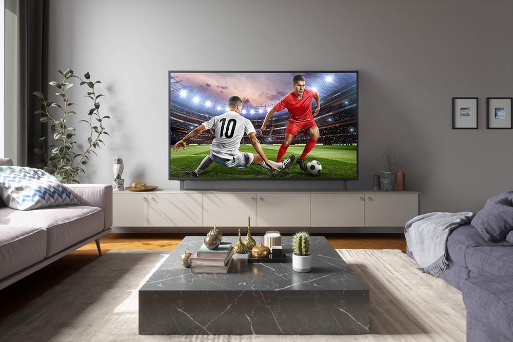 TV LG UHD AI UA8450 được trang bị hệ điều hành webOS 25 mang đến giao diện thân thiện, hỗ trợ tìm kiếm bằng giọng nói và truy cập nhanh các ứng dụng xem thể thao