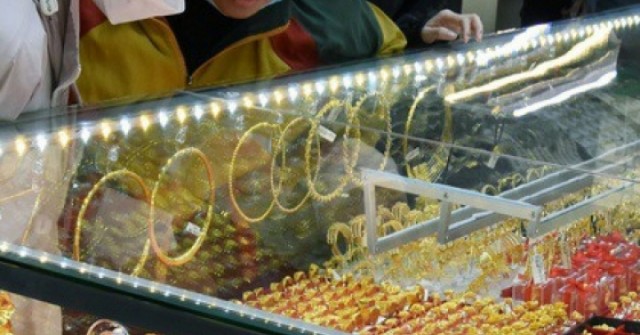 Sáng 3-4, giá vàng nhẫn trơn tại Bảo Tín Minh Châu, Bảo Tín Mạnh Hải thấp hơn vàng miếng SJC