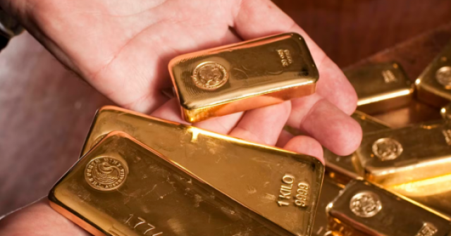 Sự thật phía sau cú sập của vàng giữa cơn bão b...