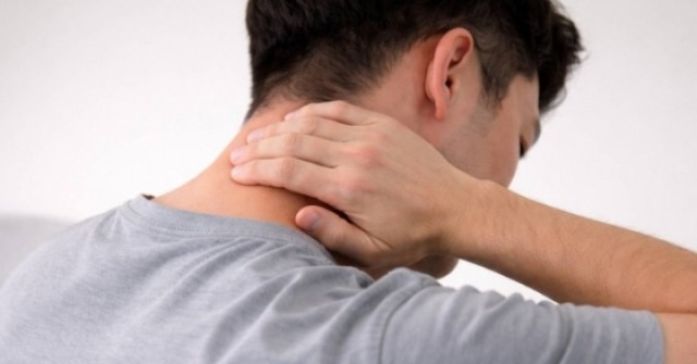 Đột quỵ ở tuổi 33 sau khi đi massage cổ vai gáy