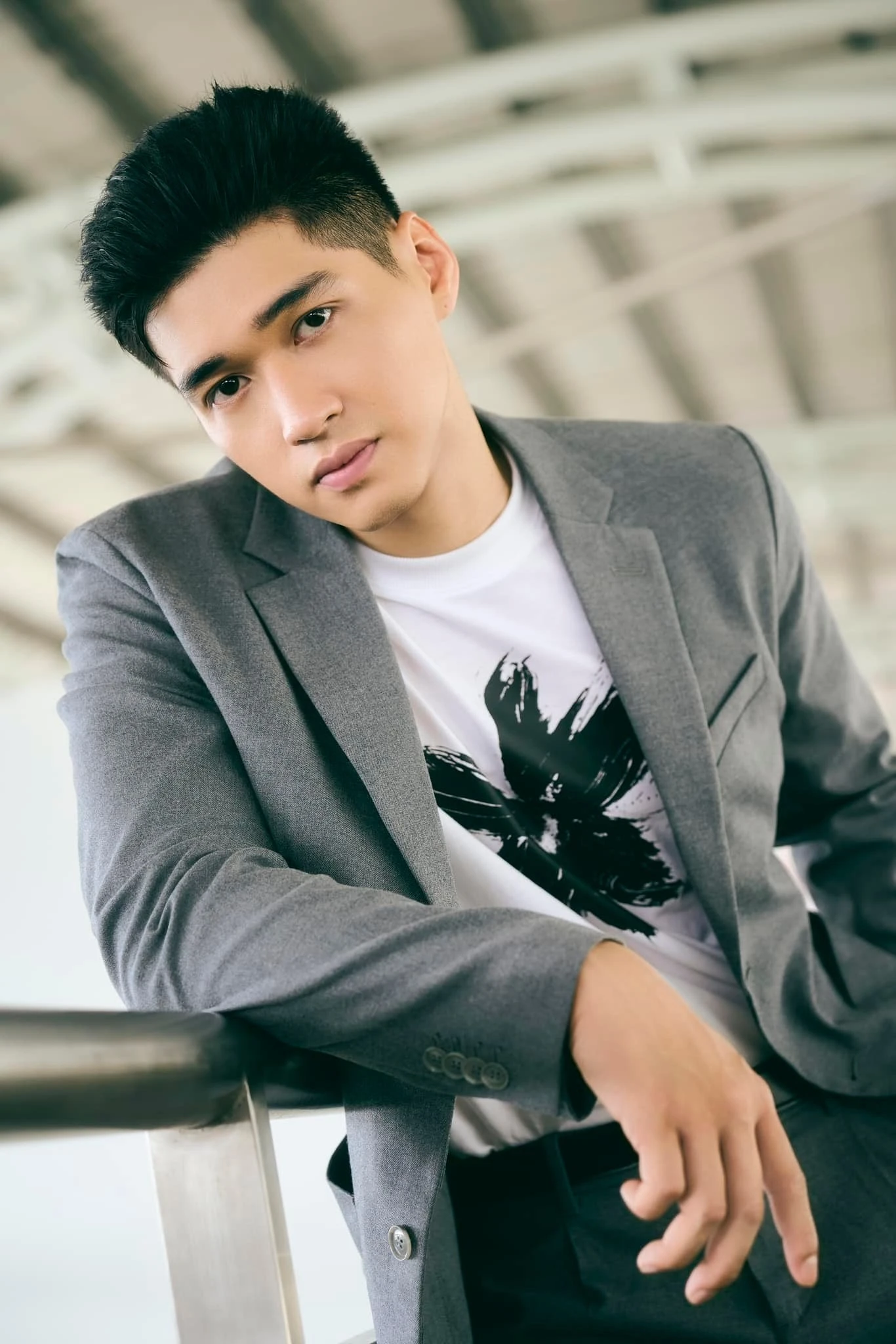 Dàn trai đẹp cao gần 1,9 m đang khuấy đảo rạp Việt - 45