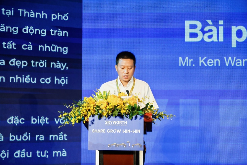 Ông Ken Wang, Trưởng khu vực châu Á – Thái Bình Dương, Bộ phận Kinh doanh Quốc tế SKYWORTH PV phát biểu khai mạc.