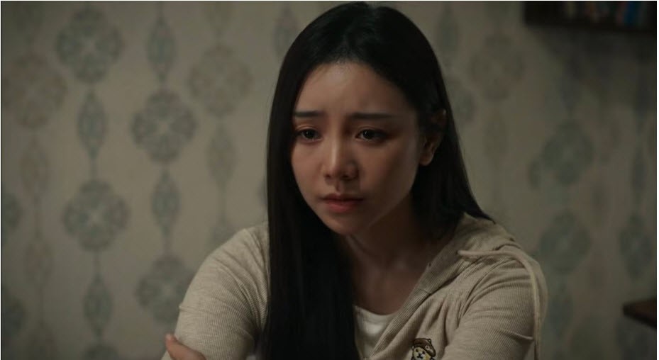 Quỳnh Kool bị phản ứng vì diễn xuất một màu.