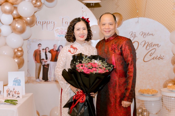 Hai nghệ sĩ tại tiệc kỷ niệm 30 năm ngày cưới mới đây.