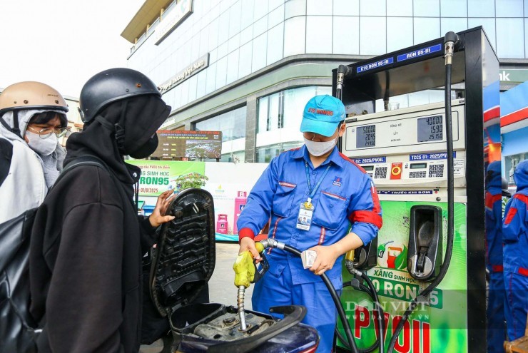 Giá xăng dầu biến động mạnh, bất ngờ loại nhiên liệu này lại được ưa chuộng trong tháng 4