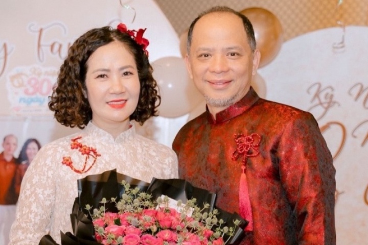 NSƯT 49 tuổi mới sinh con thứ 4 được chồng diễn viên hết mực yêu chiều là ai?