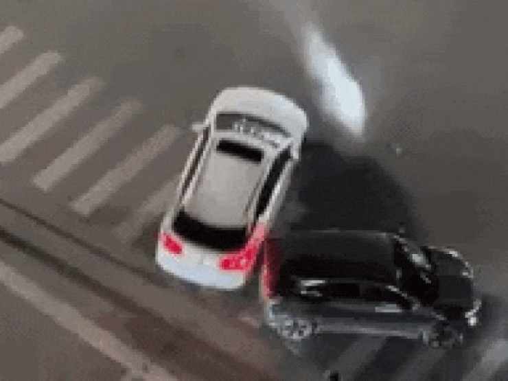 Hà Nội: Khởi tố tài xế xe Lexus gây tai nạn liên hoàn trên phố Trung Kính