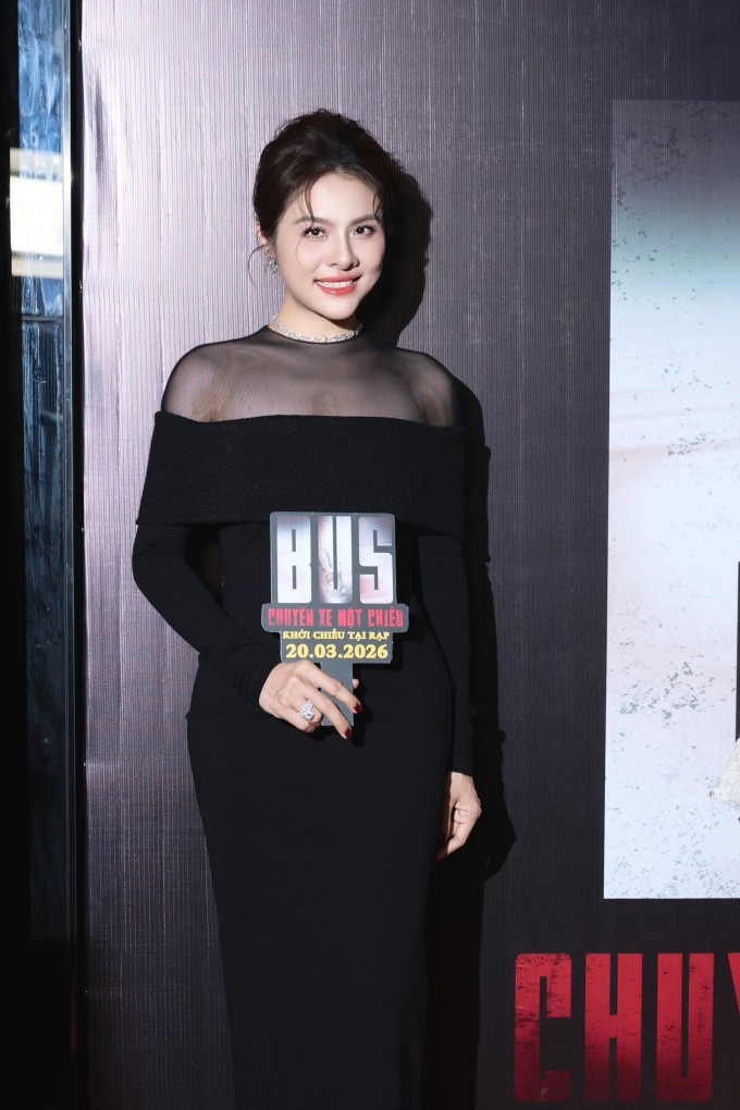 Vân Trang tại sự kiện ra mắt phim Bus: Chuyến xe một chiều.
