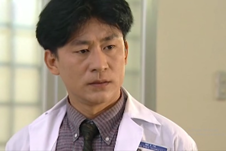 NSND Tạ Minh Tâm cũng từng tham gia đóng phim. Vai diễn bác sĩ Hùng trong phim Blouse trắng để lại dấu ấn sâu đậm.