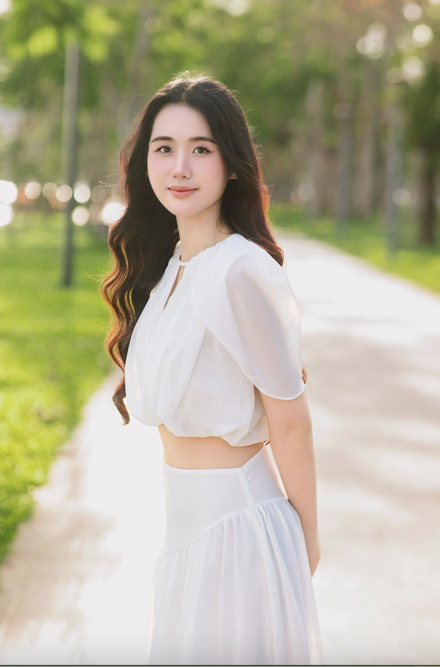 Gia thế bất ngờ của nữ sinh xứ Huế vừa trở thành Á hậu Miss World Vietnam 2025 - 6