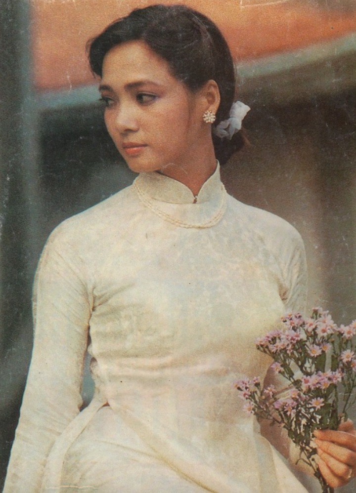 NSND đóng phim dẫn đầu phòng vé: Là mỹ nhân màn ảnh, U70 vẫn trẻ đẹp khó tin - 4