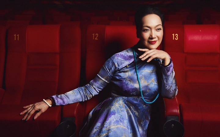 NSND đóng phim dẫn đầu phòng vé: Là mỹ nhân màn ảnh, U70 vẫn trẻ đẹp khó tin - 13