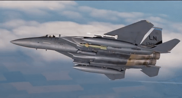 Khi chiếc tiêm kích đa năng 2 chỗ ngồi F-15E Strike Eagle bị bắn rơi ở miền nam Iran, ưu tiên số 1 của Mỹ chính là cứu nạn tổ lái, trước khi đối phương tiếp cận.