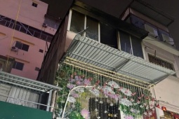 Cháy nhà do nấu ăn, 2 thành viên cứu hỏa bị ngạt khói