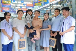 Không cần “thắt lưng buộc bụng”, gia đình vẫn tối ưu chi phí chăm sóc sức khỏe nhờ tiện ích tích điểm lần đầu tiên ra mắt ở Việt Nam này