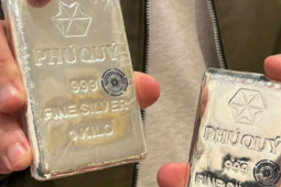 Giá bạc hôm nay 4/4: Phú Quý, Doji, Ancarat, Sacombank-SBJ tăng giảm ra sao?
