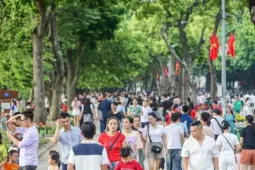 Nghỉ Lễ Giỗ tổ Hùng Vương và 30/4 - 1/5: Có nên hoán đổi làm việc để nghỉ liên tiếp 9 ngày?