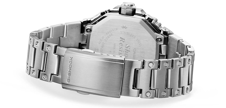 Đồng hồ vẫn đáp ứng nhiều tiêu chuẩn của dòng G-Shock.