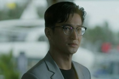 Đời thực của Phó giám đốc đang bị ghét trên phim giờ vàng VTV