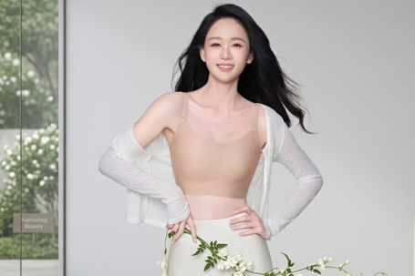 'Ba ít, ba nhiều' giúp Trần Kiều Ân giữ eo thon ở tuổi 46