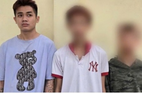 Bắt nhóm cướp giật túi xách của cụ bà 96 tuổi ngồi xe lăn ở Hà Nội