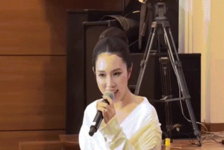 Ca sĩ Bảo Trâm: 'Tôi cũng hát nhép'