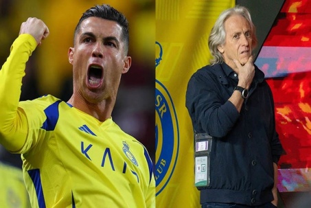Chuyện lạ ở Al Nassr: HLV Jesus "xin phép", Ronaldo đồng ý mới dám thay người