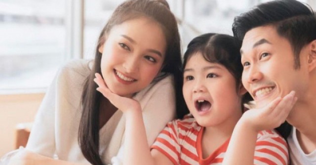 Trẻ EQ cao thường lớn lên trong gia đình có 4 đặc điểm này