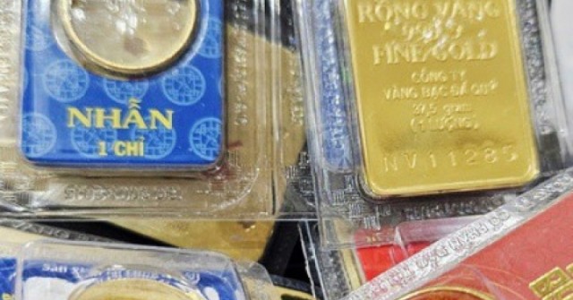 Giá vàng hôm nay 4-4: Bất ngờ mức chênh lệch vớ...